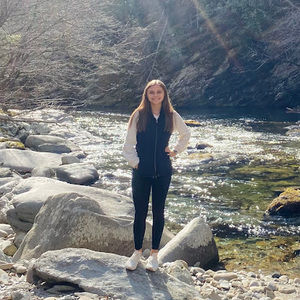 Meet your Posher, Faith